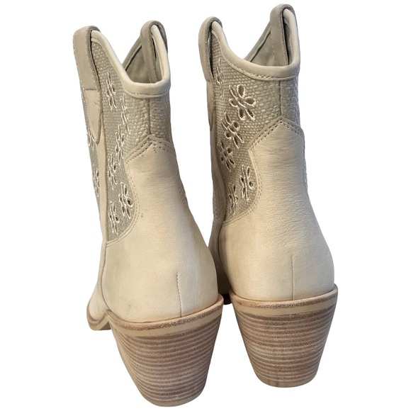 NWOB $220 Dolce Vita Embroidered Western Boots Ivory 8.5 - Picture 6 of 11